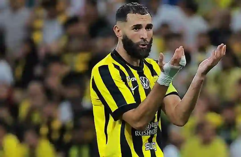 تسريبات من كواليس الاتحاد تكشف مصير بنزيما بعد الاصابة 